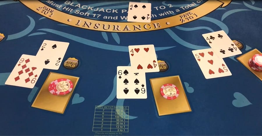 Bi mat ma cac cao thu game bai Blackjack luon giau ki