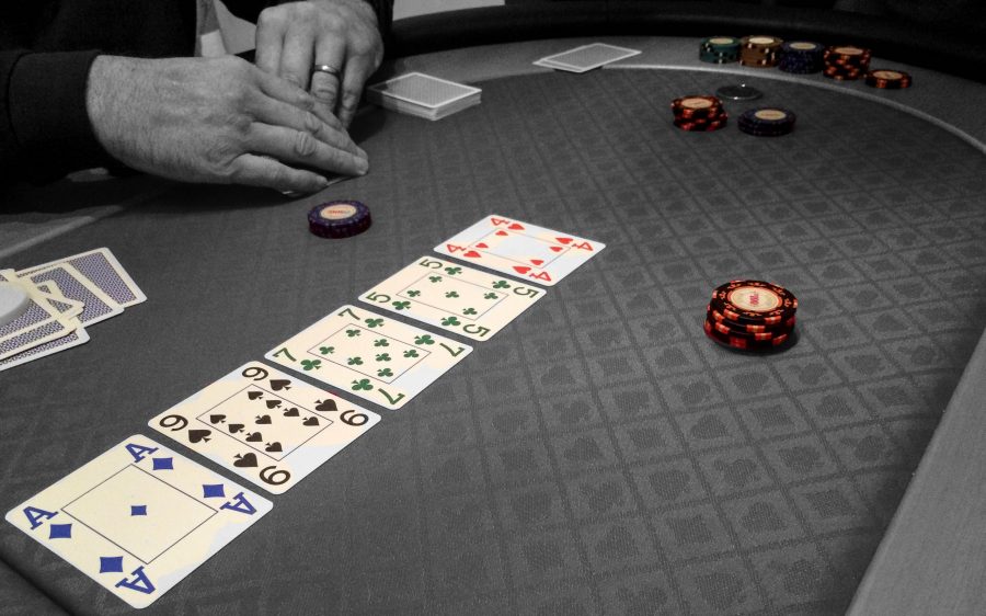 Bi quyet choi Poker hieu qua de ban bat bai truoc doi thu